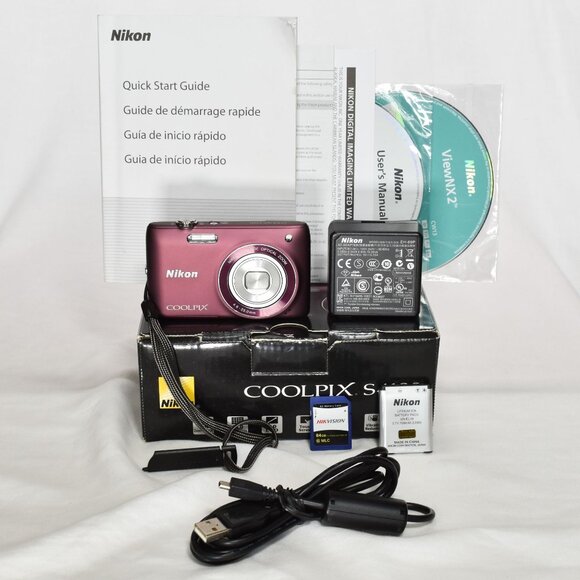 Synergy 8GB SDHC Memory Card - Perfect For Nikon Coolpix S4100 & Other Digital Cameras